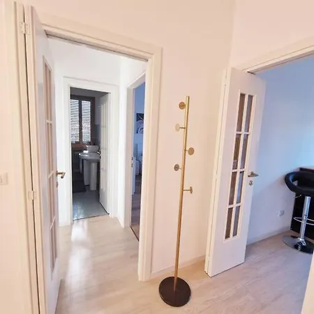 Brixia-maison, Three-room * Brescia
