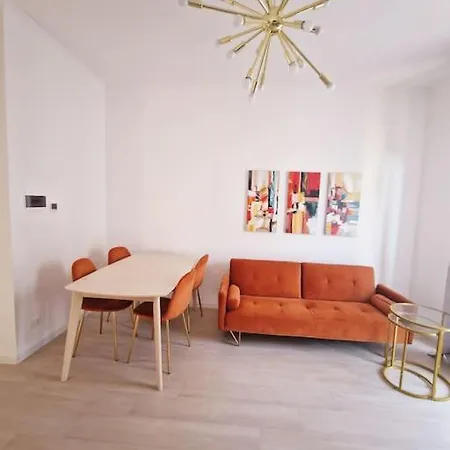 Brixia-maison, Three-room Lägenhet *